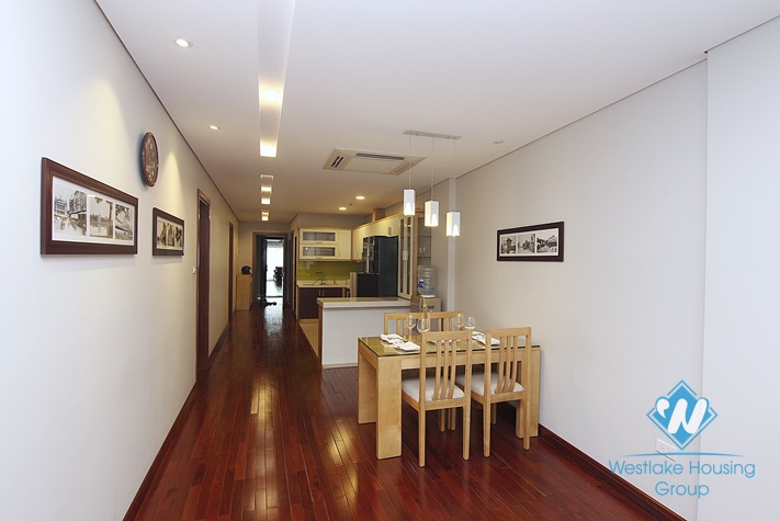 Modern apartment with 02 bedrooms for rent in Xuan dieu st, Tay Ho area